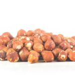 Avellana cruda mondada